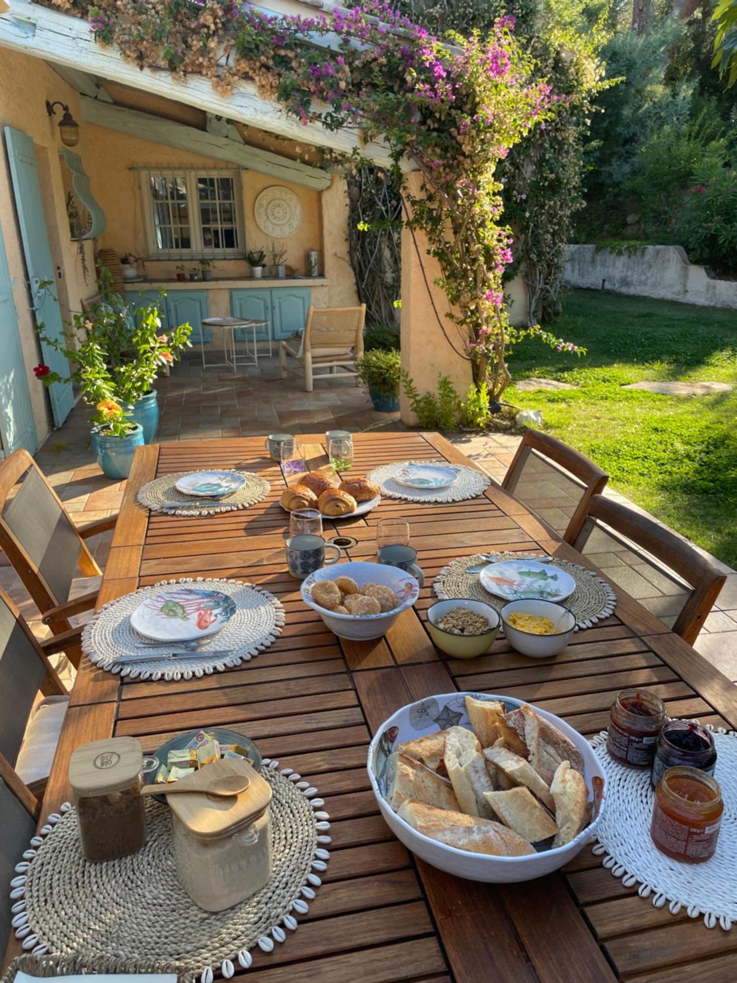 Paradis Provencal Bed & Breakfast Sainte-Maxime Exterior foto